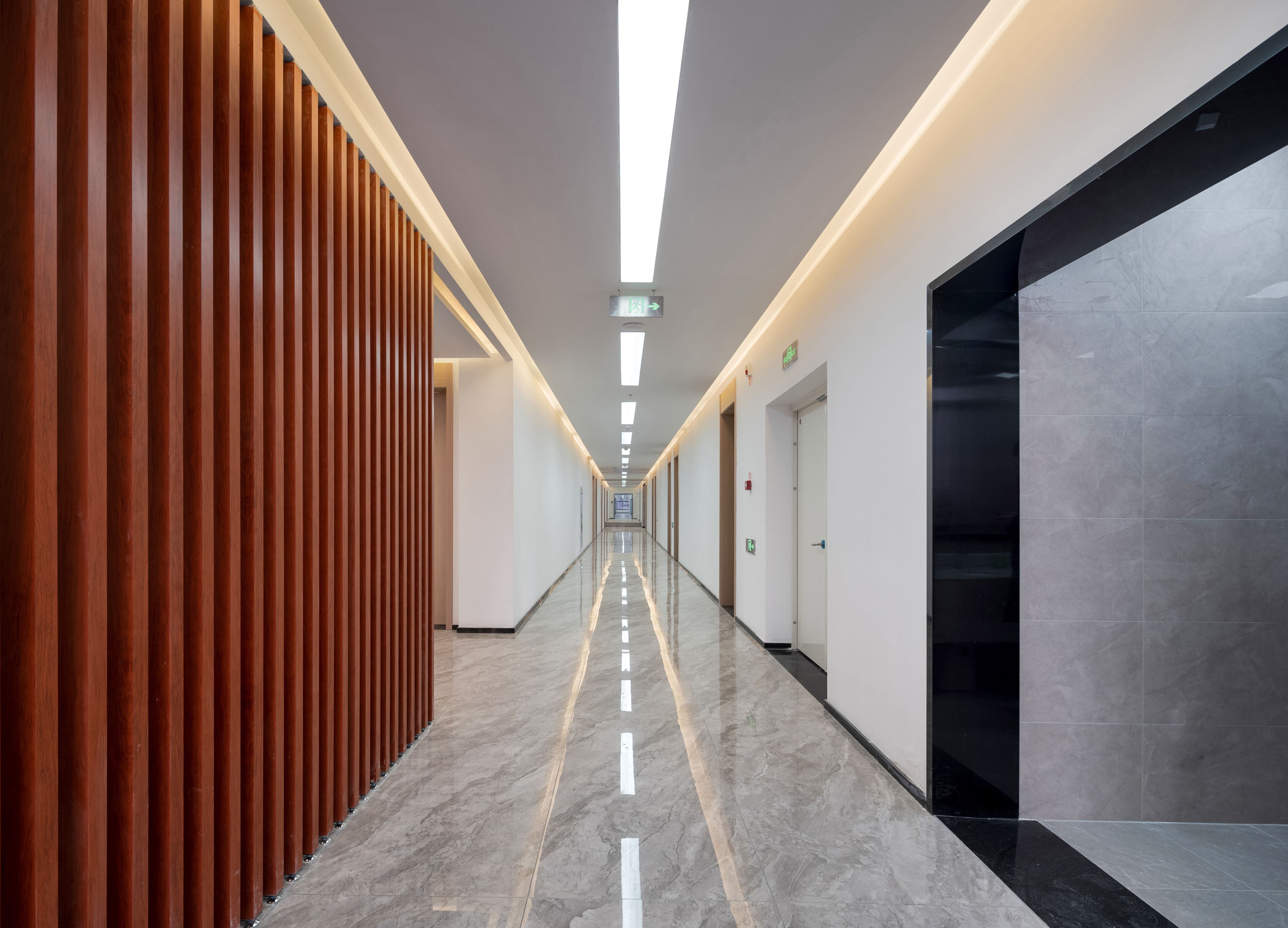 【完工案例】人福醫(yī)藥黃岡總部辦公室裝修完工!(圖11) 【完工案例】人福醫(yī)藥黃岡總部辦公室裝修完工!(圖11)